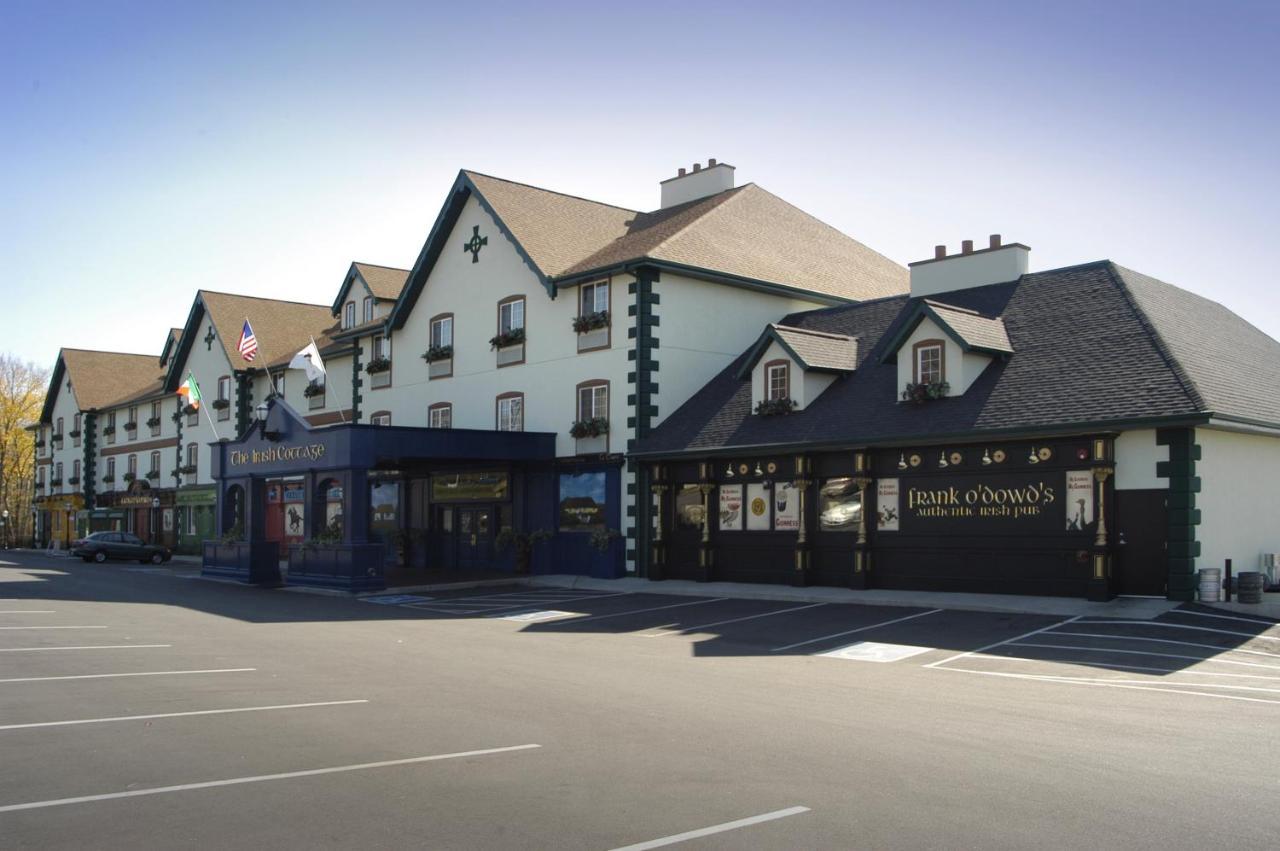 Irish Cottage Inn & Suites 갈레나 외부 사진