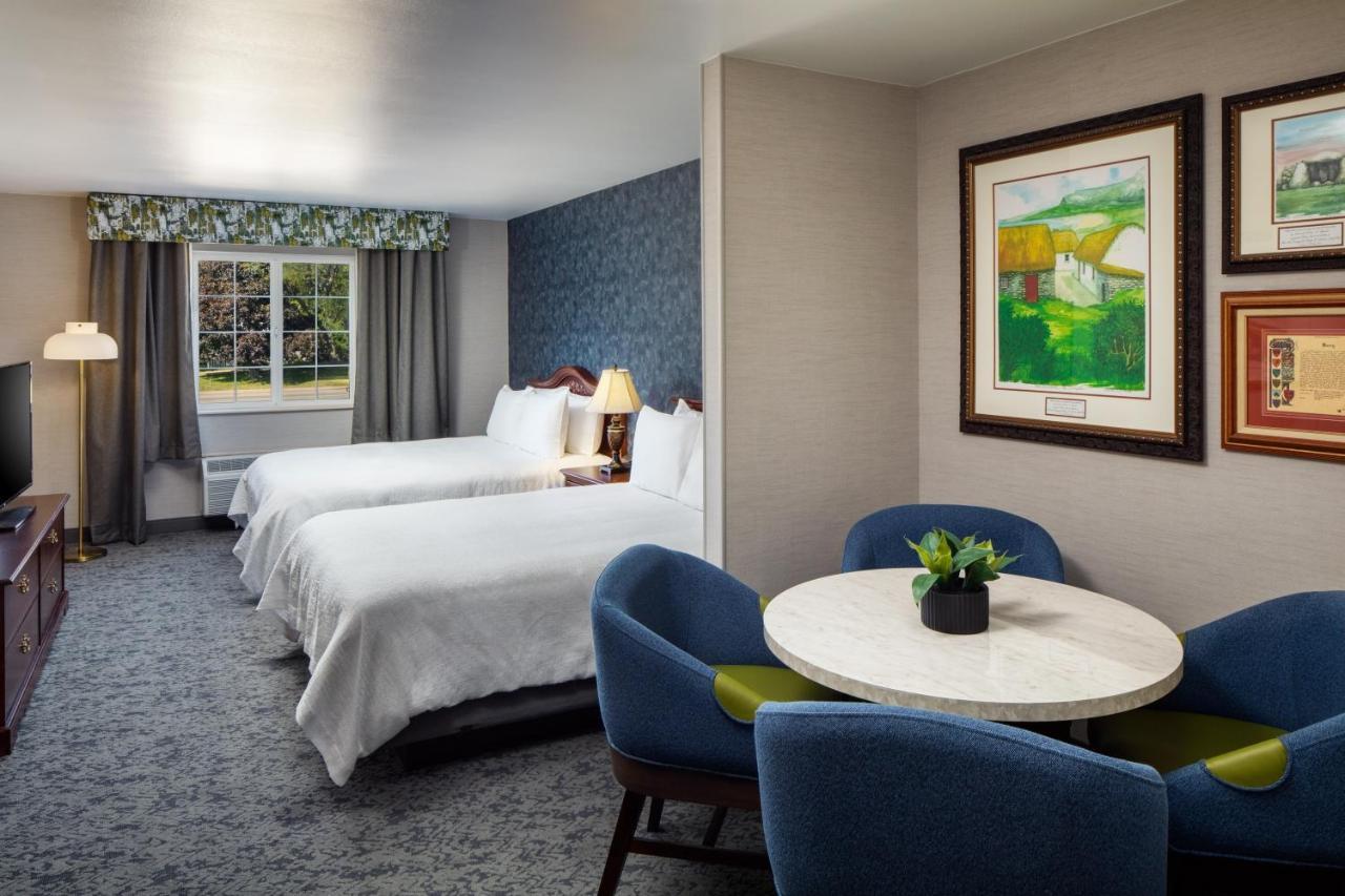 Irish Cottage Inn & Suites 갈레나 외부 사진